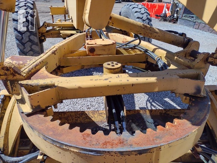 1993-deere-570b-image-25