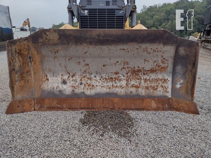2016-deere-850k-image-27