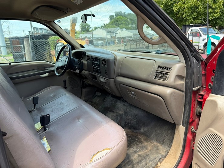 2001-ford-f450-image-46