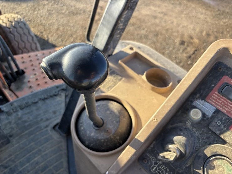john-deere-310-image-39