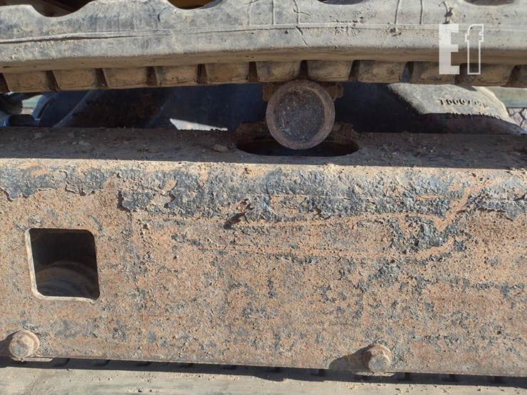 2021-deere-35g-image-15