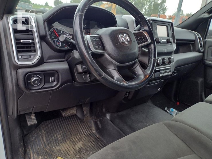 2022-ram-5500-hd-image-15