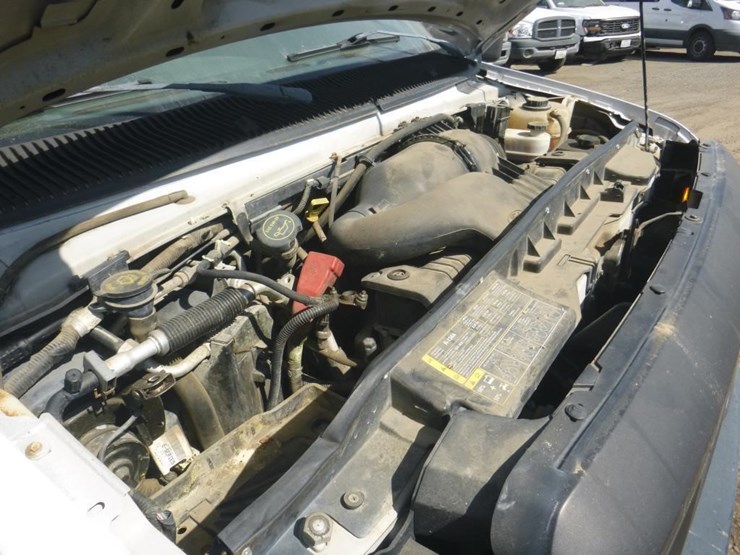 2008-ford-econoline-350-image-10