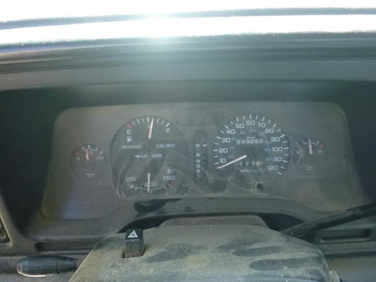 1996-dodge-ram-3500-image-16