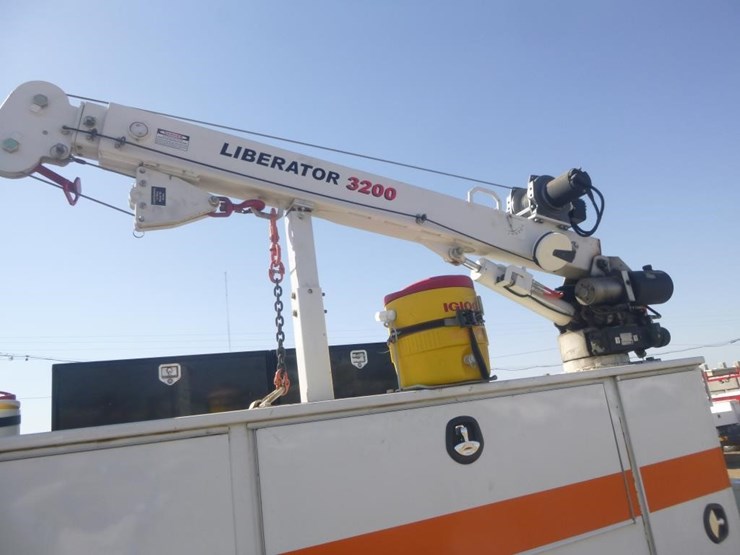 2003-international-workstar-7300-image-27