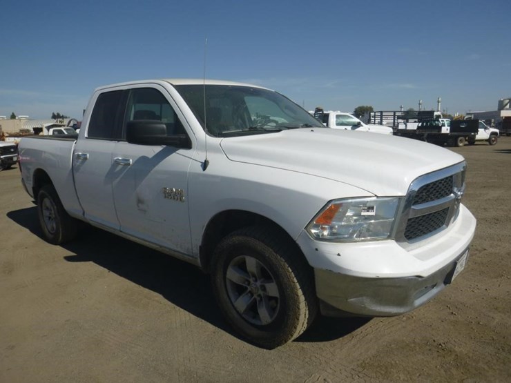 2018-dodge-1500-image-2