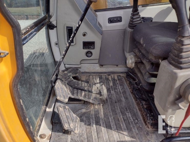 hyundai-robex-210-lc-7-image-13
