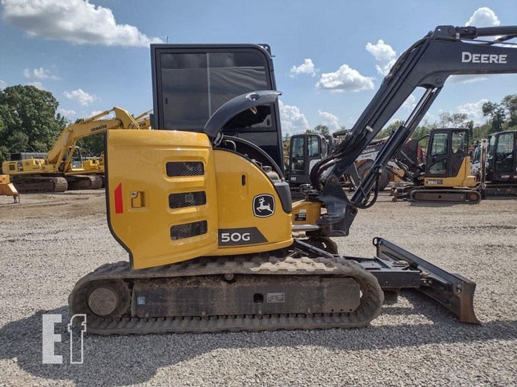 2022-deere-50g-image-28