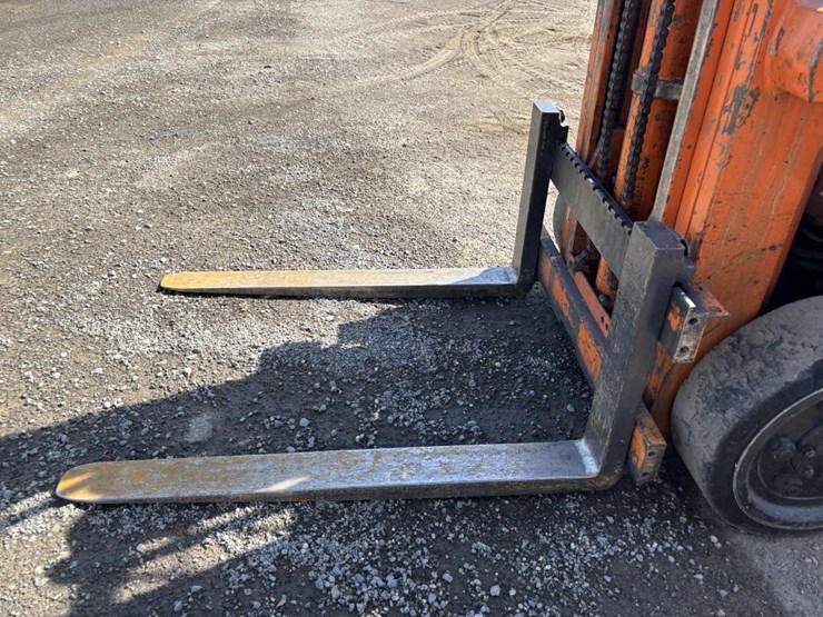 toyota-42-4fg025-forklift-image-8