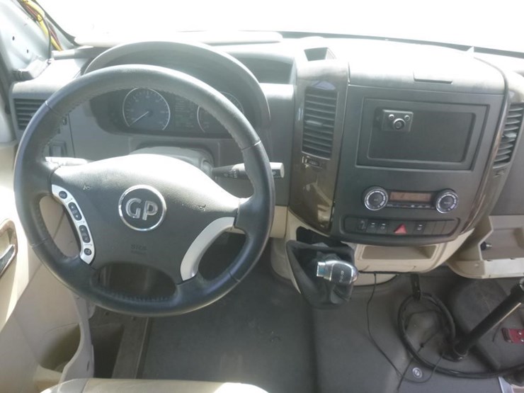 2019-green-power-ev-star-image-9