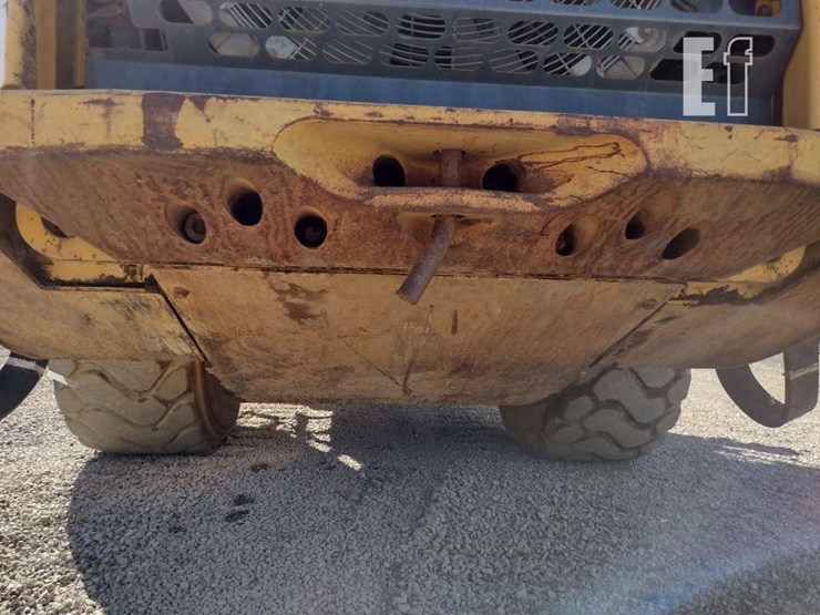 2012-deere-744k-image-30
