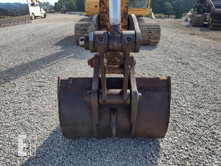 hyundai-robex-210-lc-7-image-23