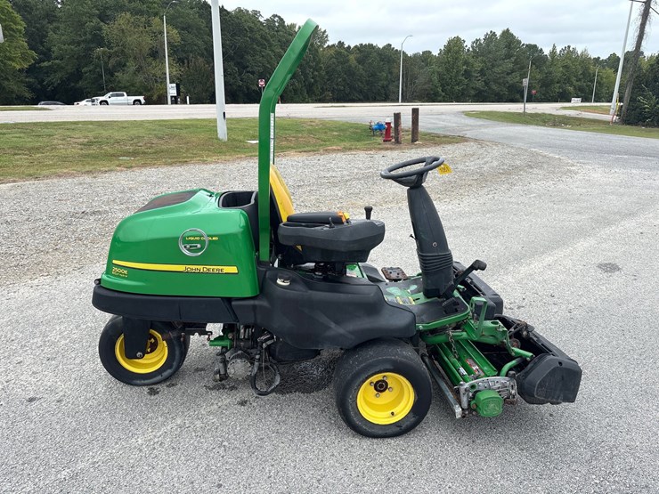 john-deere-2500e-image-9