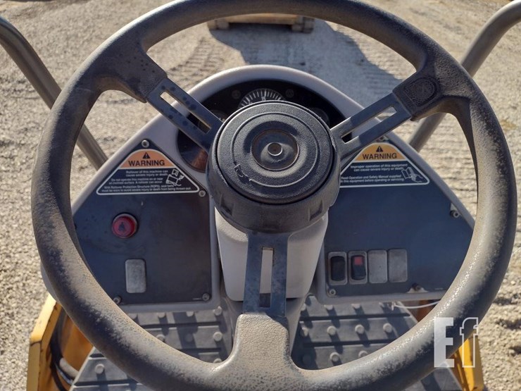 2016-volvo-sd45-image-7