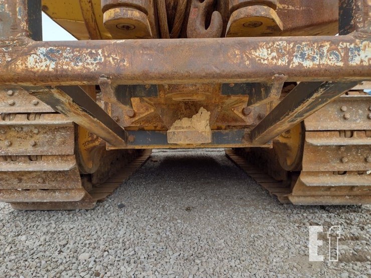 2016-deere-850k-image-42