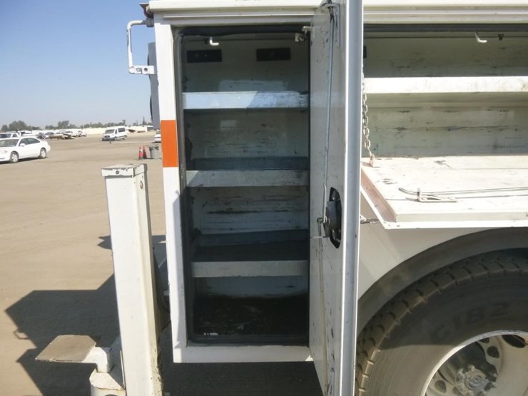 2003-international-workstar-7300-image-48