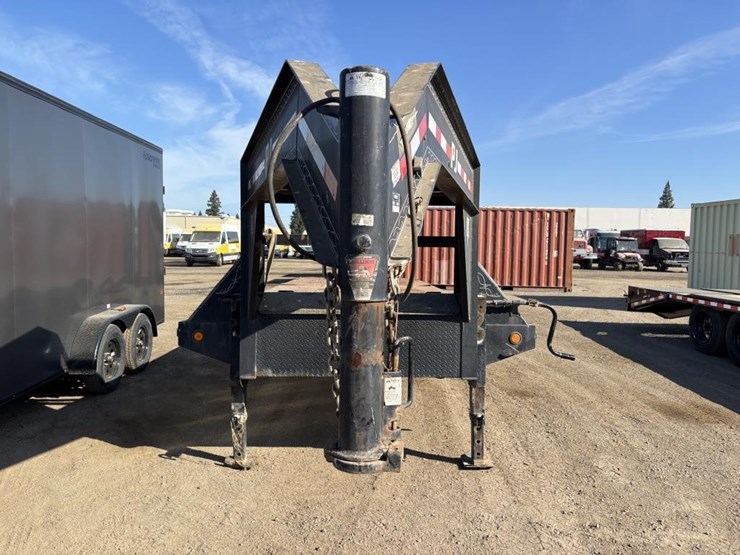 2010-pj-t/a-gn-hydraulic-tilt-deck-trailer-image-6