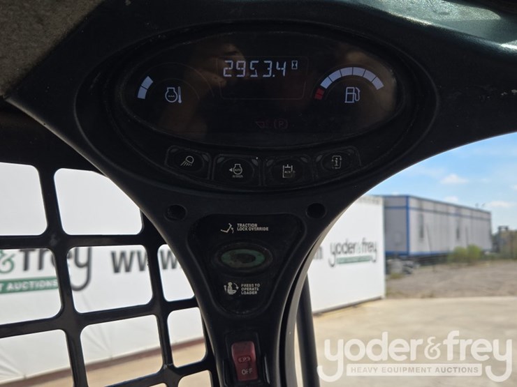 2023-bobcat-t595-image-52