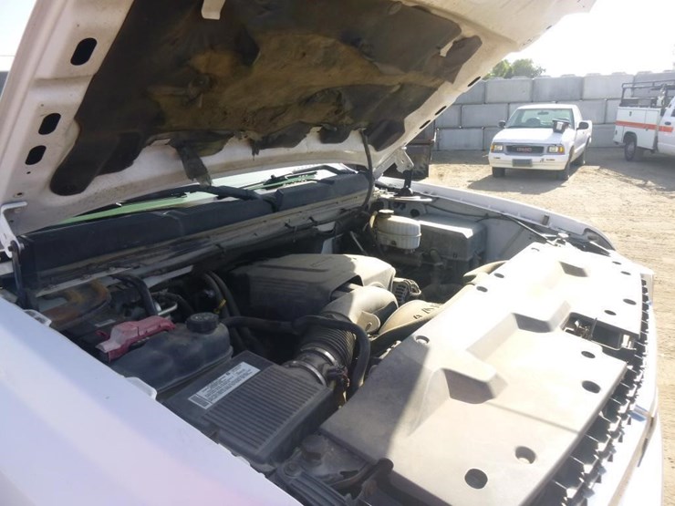 2008-chevrolet-2500-image-26