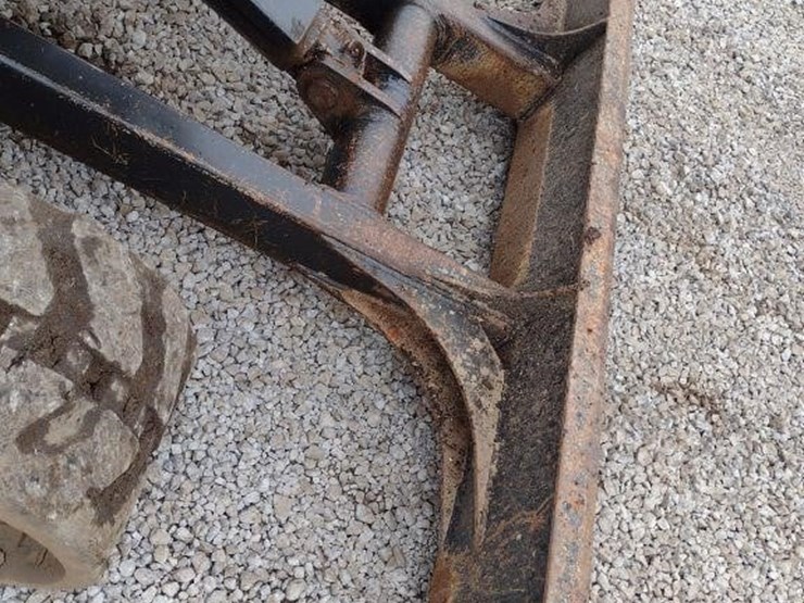 2016-deere-35g-image-19
