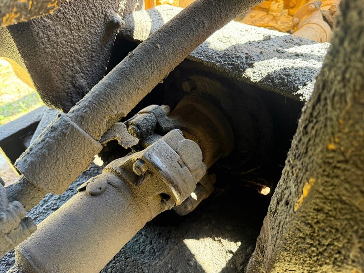 caterpillar-824b-image-27