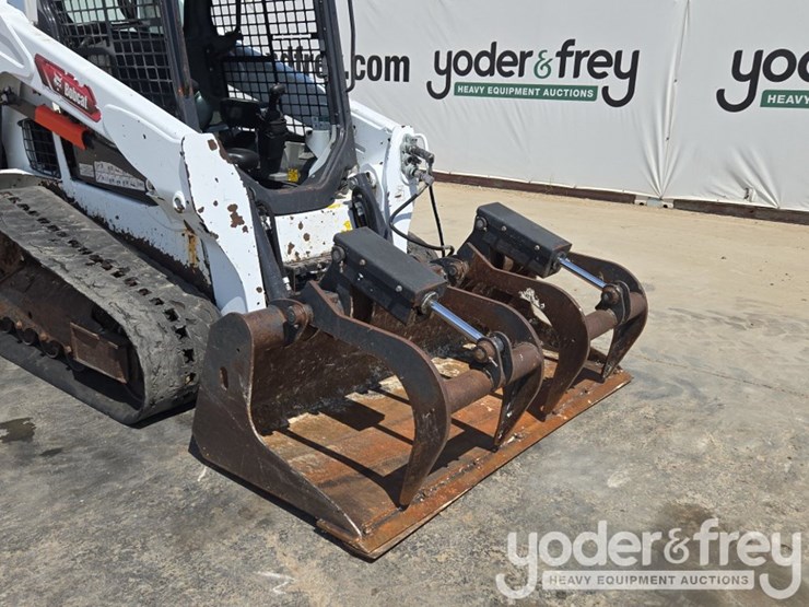 2023-bobcat-t595-image-19