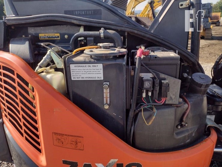 2011-hitachi-zx35u-3-image-31