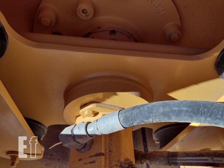 2016-volvo-sd45-image-13