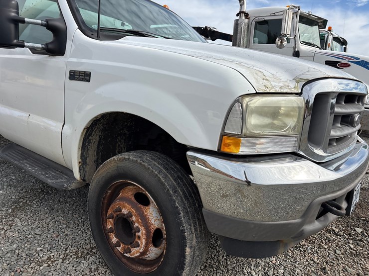 1999-ford-f550-image-14
