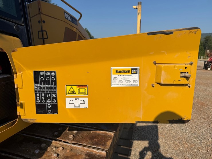 caterpillar-d5k2-lgp-image-51