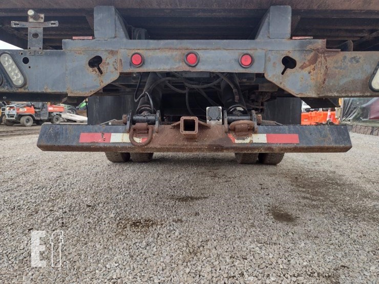 2011-international-durastar-4400-image-34