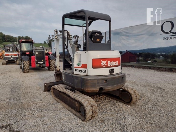 2010-bobcat-e35-image-34