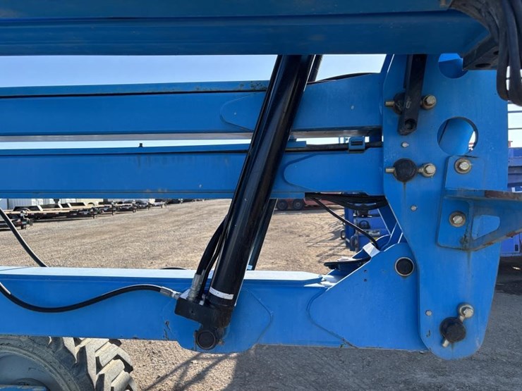 2009-genie-z-45/25-telescopic-boom-lift-image-19
