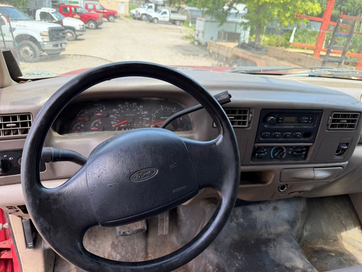 2001-ford-f450-image-32