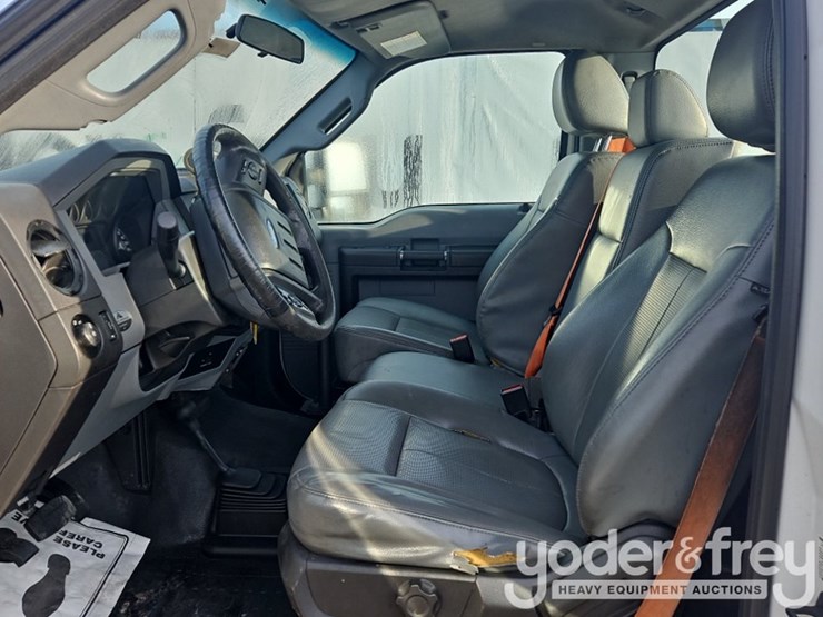 2016-ford-f350-image-42