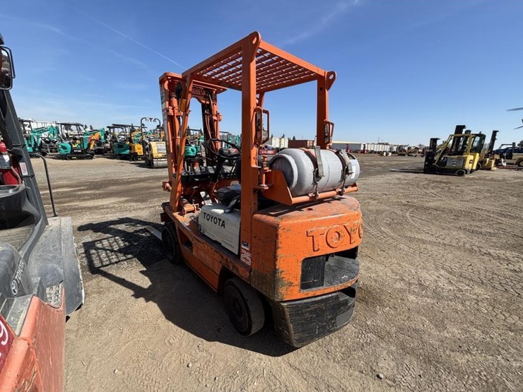 toyota-42-4fg025-forklift-image-4