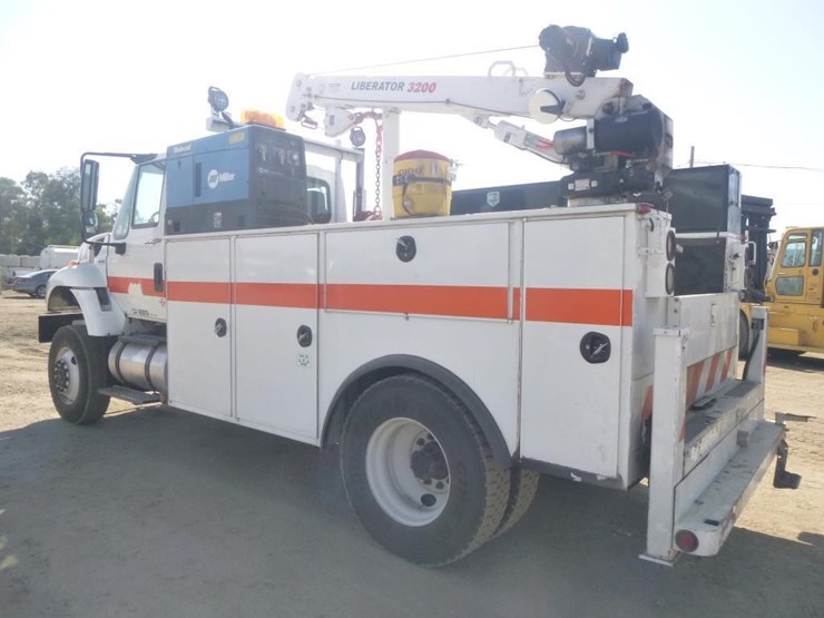 2003-international-workstar-7300-image-4