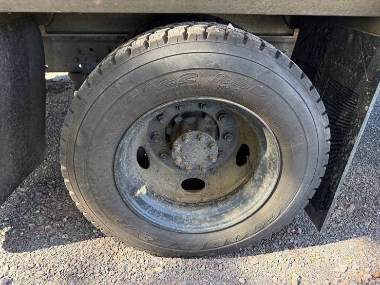 2002-international-durastar-4300-image-59