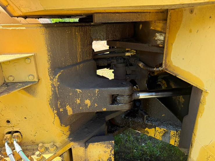 caterpillar-824b-image-76
