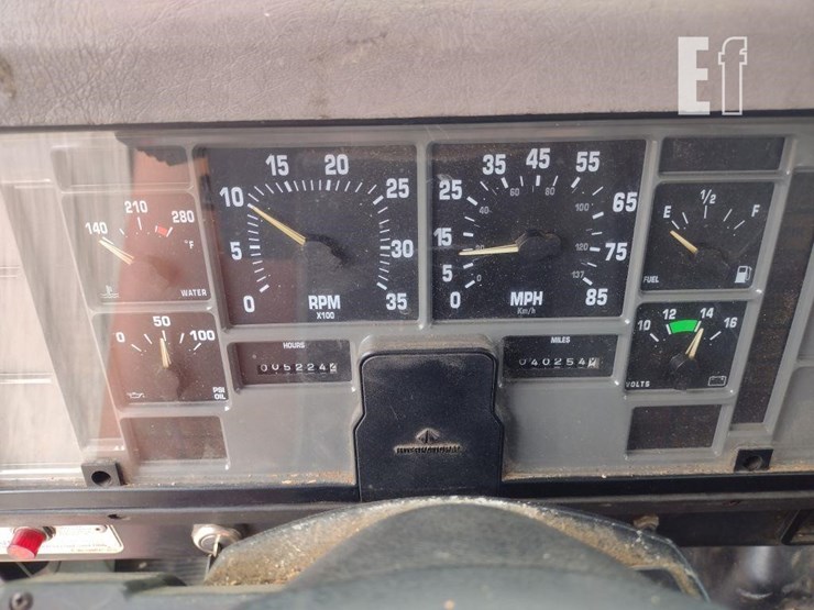 2000-international-4700-image-10