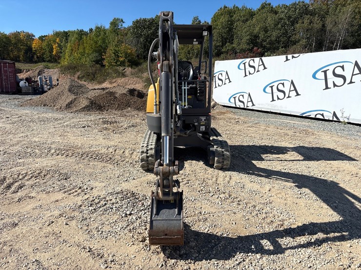 volvo-ec27d-image-3
