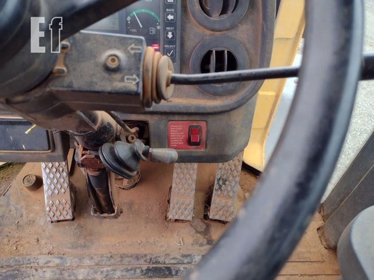 2006-deere-444j-image-7