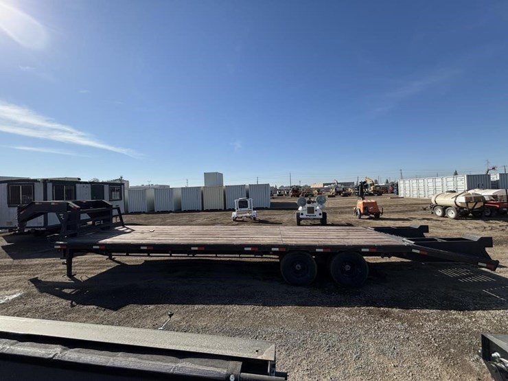 2006-top-hat-t/a-gn-equipment-trailer-image-5