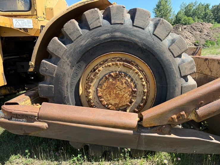 caterpillar-824b-image-102