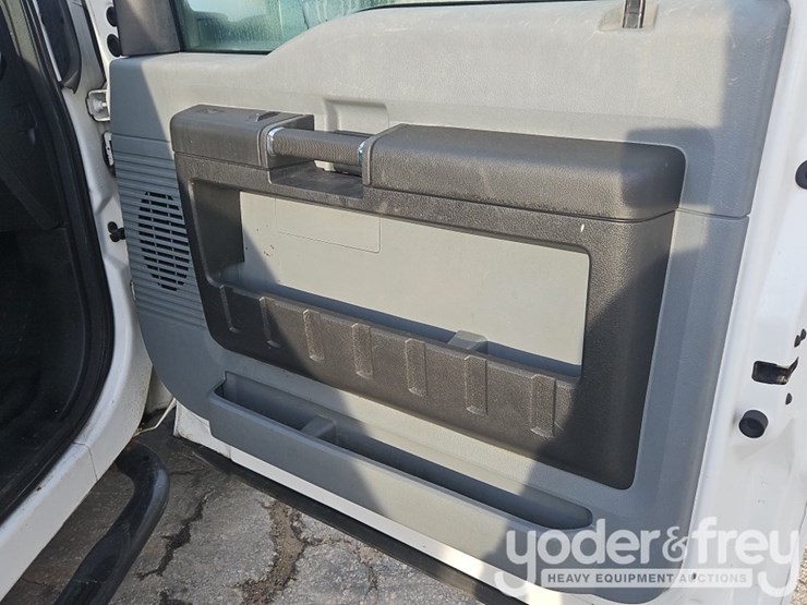 2016-ford-f350-image-53