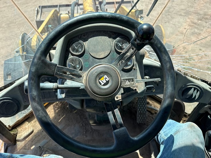 caterpillar-928g-image-103