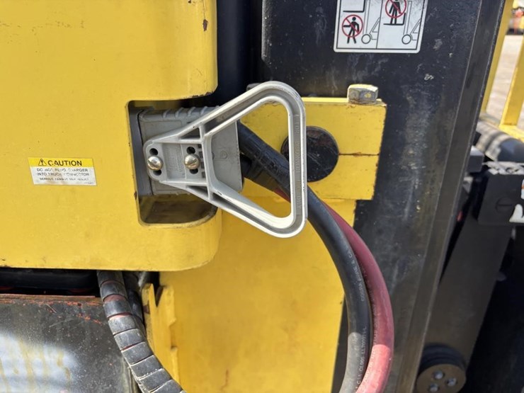 hyster-n30xmdr-forklift-image-23