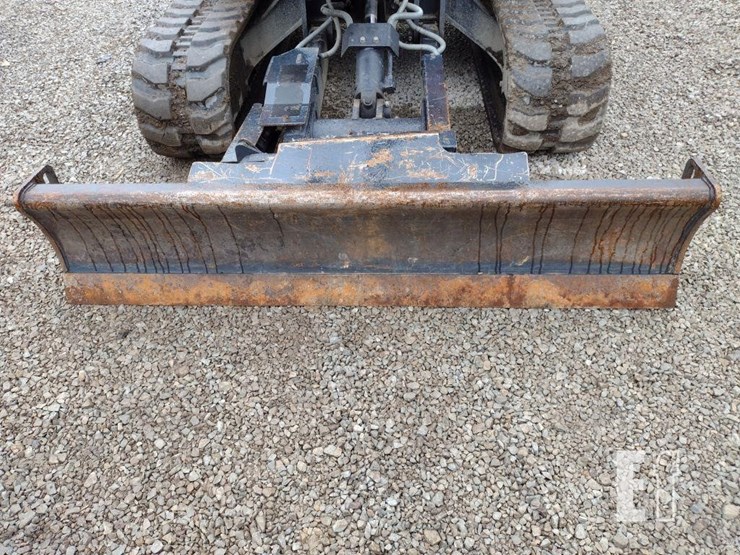 2016-kubota-kx040-4-image-18