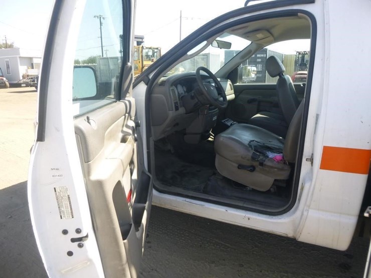 2005-dodge-ram-2500-image-8