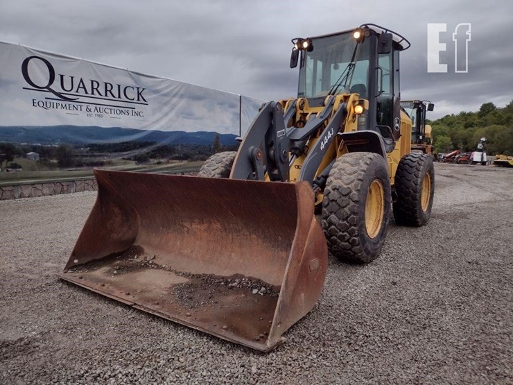 2006-deere-444j-image-36